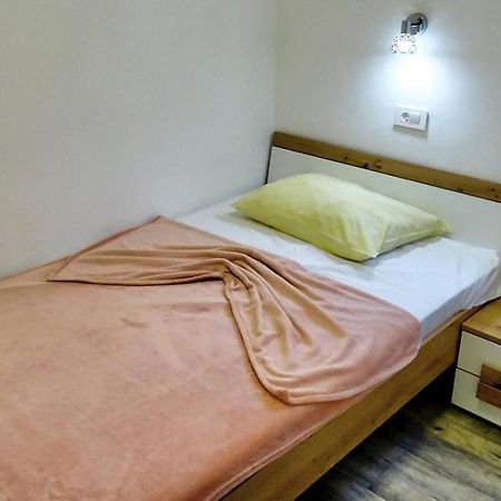 Apartment Daca Vir Exteriér fotografie
